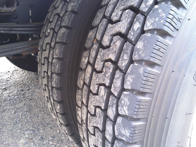 いすゞエルフ平ボディ小型（2t・3t）[写真09]