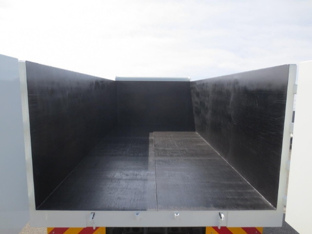 三菱ふそうファイター深ダンプ（土砂禁ダンプ）中型（4t）[写真09]