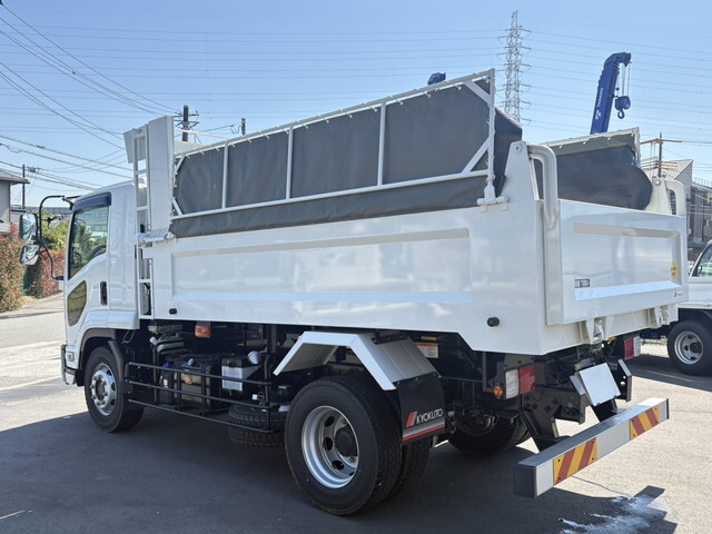 いすゞフォワードダンプ増トン（6t・8t）[写真02]