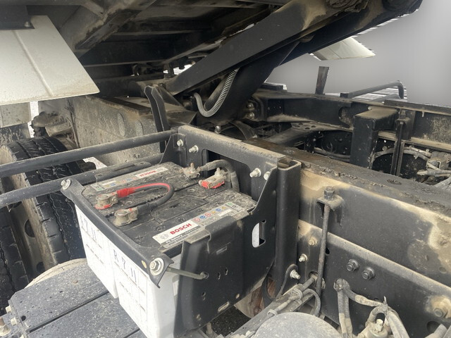 三菱ふそうファイターダンプ中型（4t）[写真18]