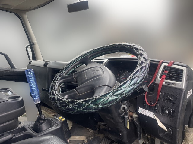 三菱ふそうファイターダンプ中型（4t）[写真30]