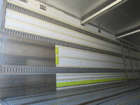 三菱ふそうスーパーグレート冷凍車（冷蔵車）大型（10t）[写真14]