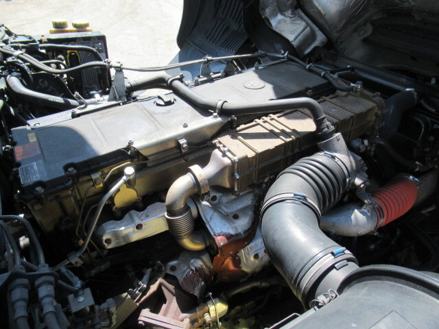 三菱ふそうスーパーグレート冷凍車（冷蔵車）大型（10t）[写真33]