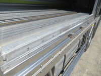 三菱ふそうスーパーグレート冷凍車（冷蔵車）大型（10t）[写真08]