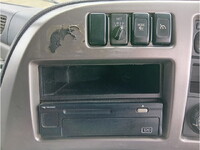 UDトラックスクオンクレーン4段大型（10t）[写真23]