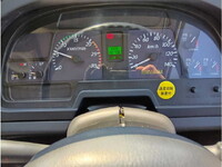 いすゞギガタンク車（タンクローリー）大型（10t）[写真13]