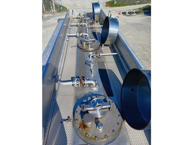 いすゞギガタンク車（タンクローリー）大型（10t）[写真33]