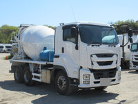 いすゞギガミキサー車（コンクリートミキサー）大型（10t）[写真01]