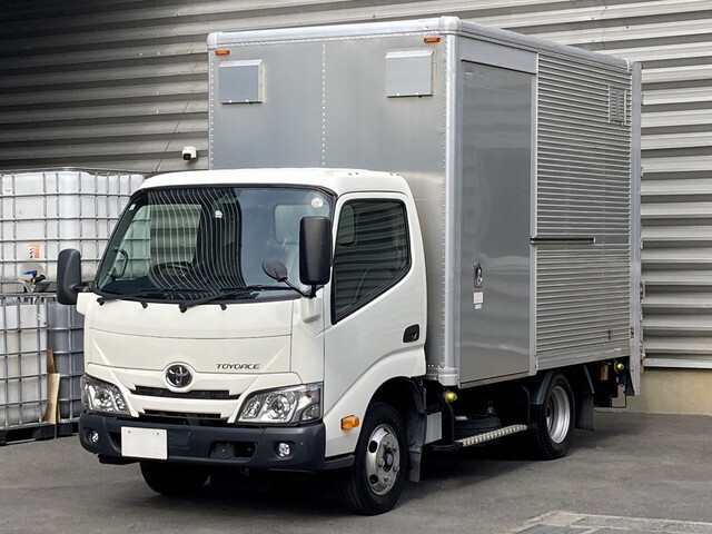 トヨタトヨエースアルミバン2020年(令和2年)2RG-XZU605