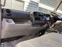 トヨタトヨエースアルミバン小型（2t・3t）[写真19]