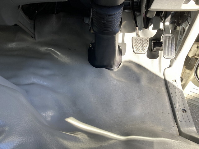 トヨタトヨエースアルミバン小型（2t・3t）[写真34]