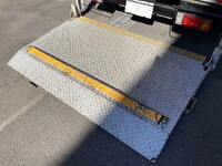 トヨタトヨエースアルミバン小型（2t・3t）[写真07]