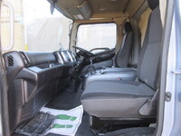 日野レンジャーアルミウイング中型（4t）[写真24]