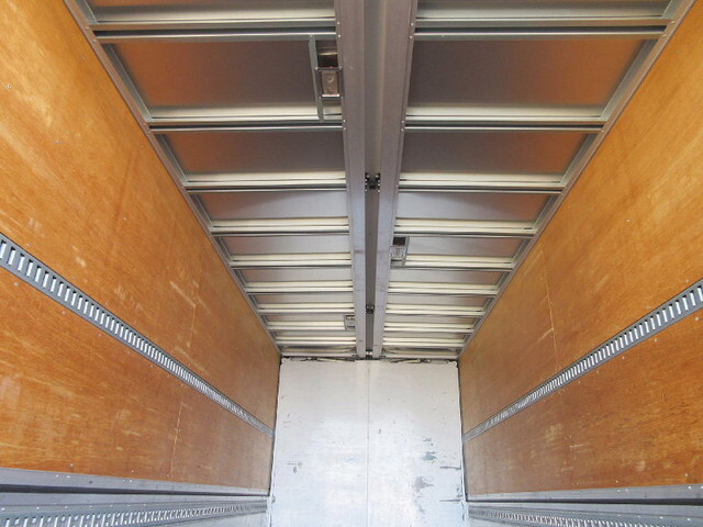 日野レンジャーアルミウイング中型（4t）[写真07]