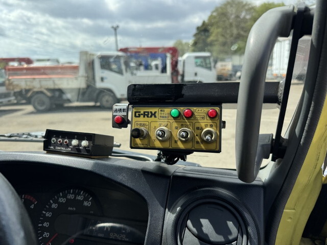 日野デュトロパッカー車（塵芥車）小型（2t・3t）[写真08]