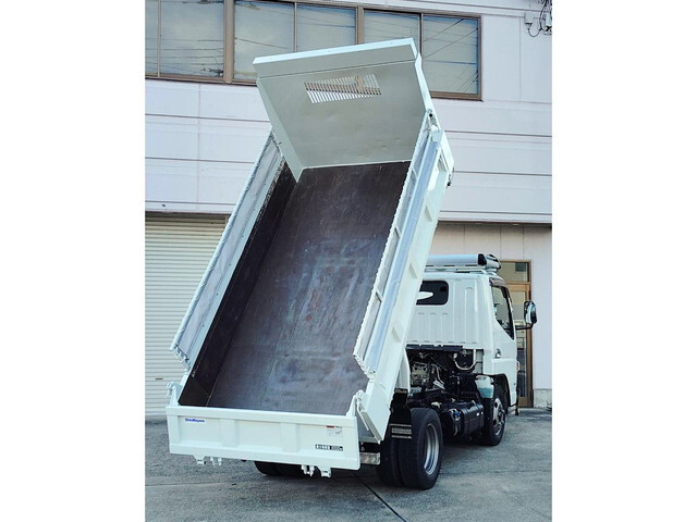 三菱ふそうキャンターダンプ小型（2t・3t）[写真14]
