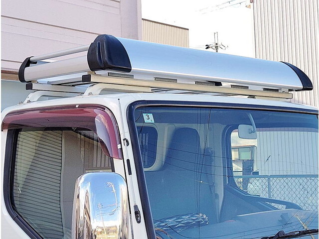 三菱ふそうキャンターダンプ小型（2t・3t）[写真23]