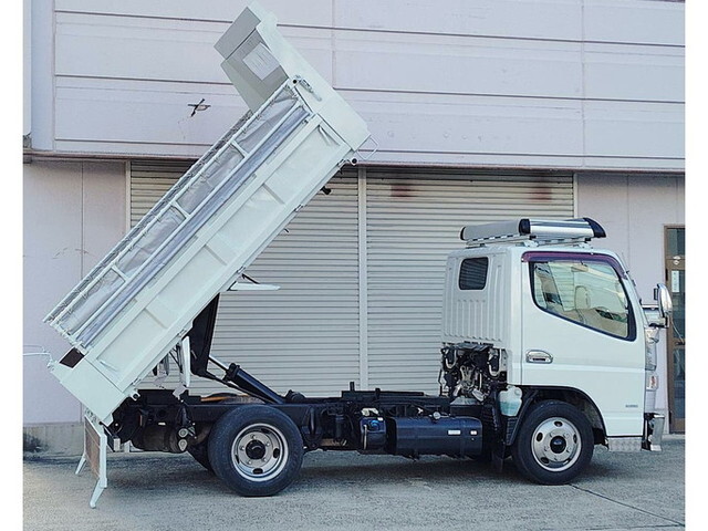 三菱ふそうキャンターダンプ小型（2t・3t）[写真06]