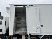 いすゞエルフ冷凍車（冷蔵車）小型（2t・3t）[写真17]