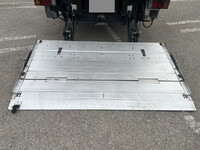 いすゞエルフ冷凍車（冷蔵車）小型（2t・3t）[写真23]