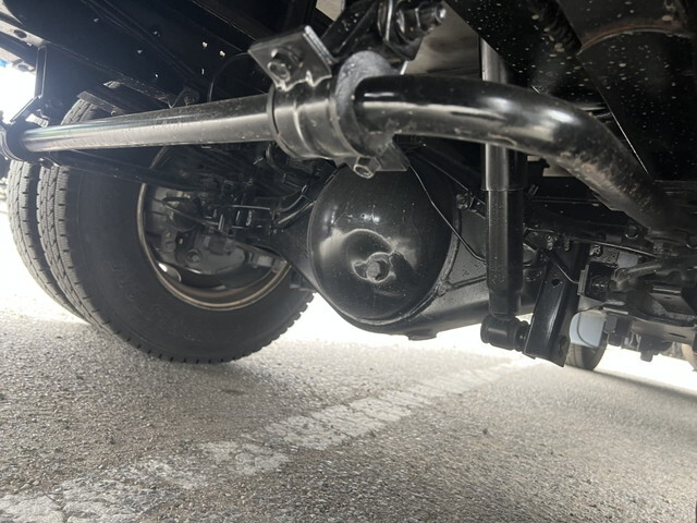 いすゞエルフ冷凍車（冷蔵車）小型（2t・3t）[写真32]