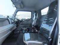 三菱ふそうキャンター散水車小型（2t・3t）[写真19]