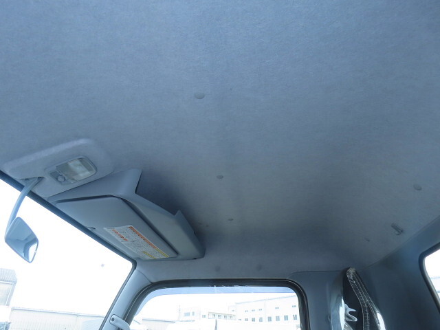 三菱ふそうキャンター散水車小型（2t・3t）[写真20]