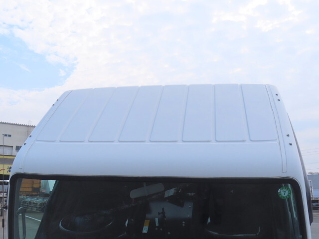 三菱ふそうキャンター散水車小型（2t・3t）[写真35]