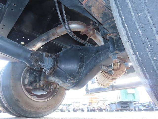 三菱ふそうキャンター散水車小型（2t・3t）[写真08]