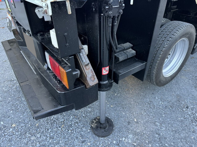 いすゞエルフ高所作業車小型（2t・3t）[写真15]