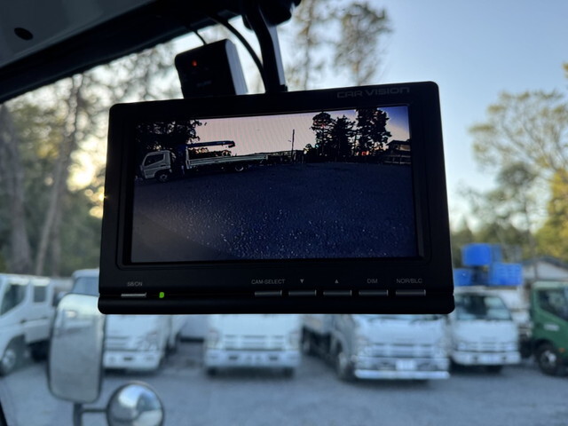 いすゞエルフ高所作業車小型（2t・3t）[写真27]