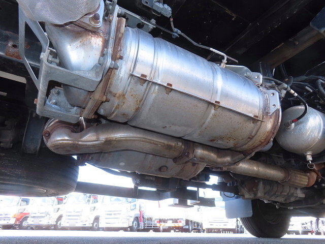 日野レンジャークレーン6段中型（4t）[写真14]