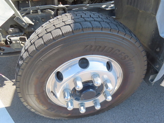 日野レンジャークレーン5段増トン（6t・8t）[写真14]