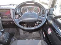 日野レンジャークレーン5段増トン（6t・8t）[写真22]