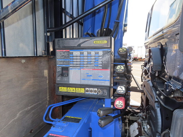 日野レンジャークレーン5段増トン（6t・8t）[写真35]