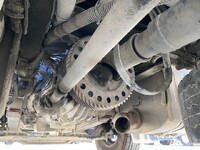 UDトラックスクオントレーラーヘッド（トラクターヘッド）大型（10t）[写真23]