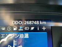 UDトラックスクオントレーラーヘッド（トラクターヘッド）大型（10t）[写真25]