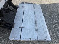 日野デュトロアルミバン小型（2t・3t）[写真11]