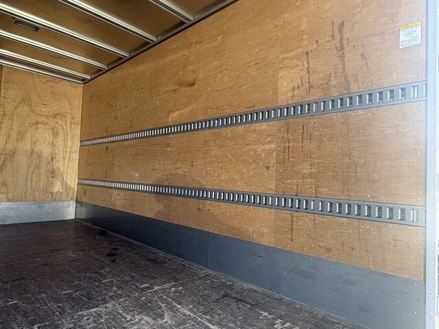 日野デュトロアルミバン小型（2t・3t）[写真13]