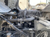 UDトラックスクオントレーラーヘッド（トラクターヘッド）大型（10t）[写真26]