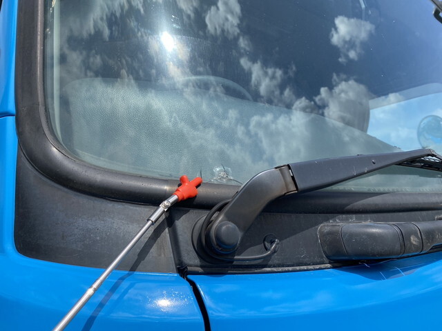 UDトラックスクオントレーラーヘッド（トラクターヘッド）大型（10t）[写真32]