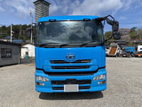 UDトラックスクオントレーラーヘッド（トラクターヘッド）大型（10t）[写真04]