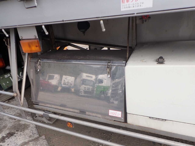 その他のメーカーその他の車種煽付平床式トレーラー大型（10t）[写真23]