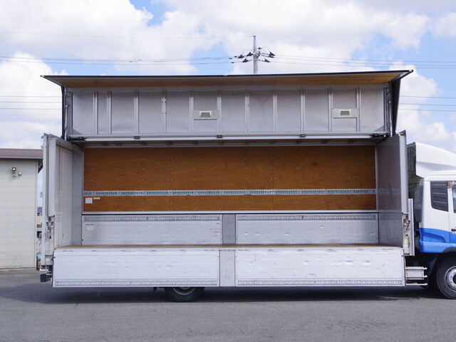 UDトラックスコンドルアルミウイング増トン（6t・8t）[写真12]