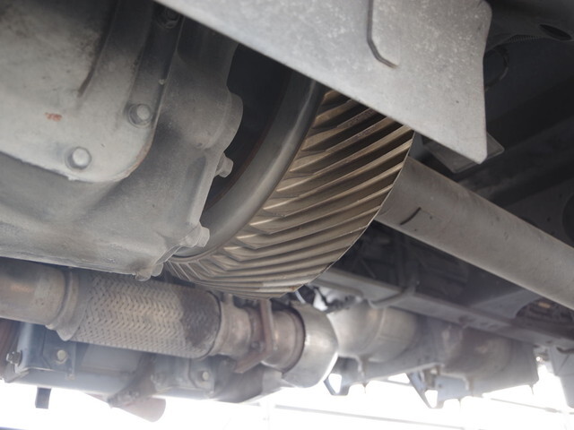 UDトラックスコンドルアルミウイング増トン（6t・8t）[写真26]