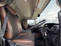 日野プロフィアアルミブロック大型（10t）[写真10]