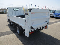 三菱ふそうキャンター平ボディ小型（2t・3t）[写真02]