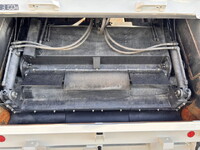 いすゞエルフパッカー車（塵芥車）小型（2t・3t）[写真13]