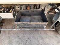 いすゞエルフパッカー車（塵芥車）小型（2t・3t）[写真20]