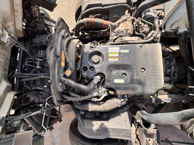 いすゞエルフパッカー車（塵芥車）小型（2t・3t）[写真21]